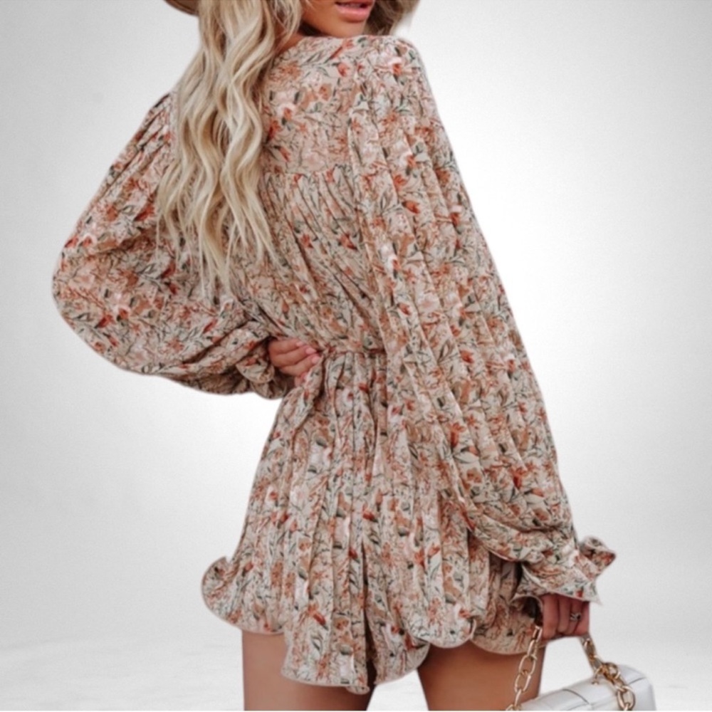 NEW Endless Rose Pleated Floral Jumper Beige SZ M - Picture 2 of 12